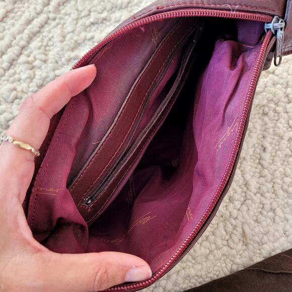 Etienne Agner Burgundy Leather Crossbody Purse - Picture 9 of 10